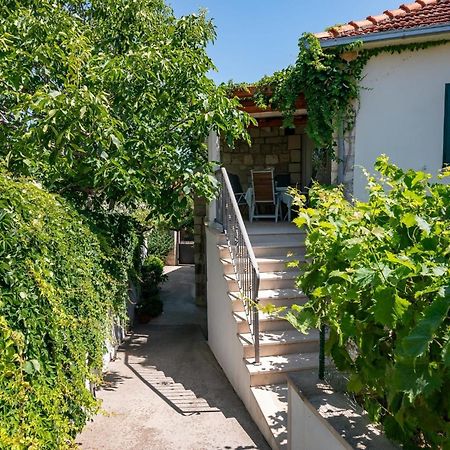 Apartments Kaja Postira Εξωτερικό φωτογραφία