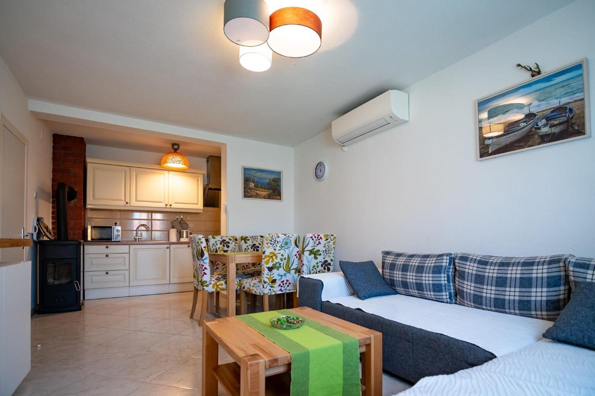 Apartments Kaja Postira Εξωτερικό φωτογραφία
