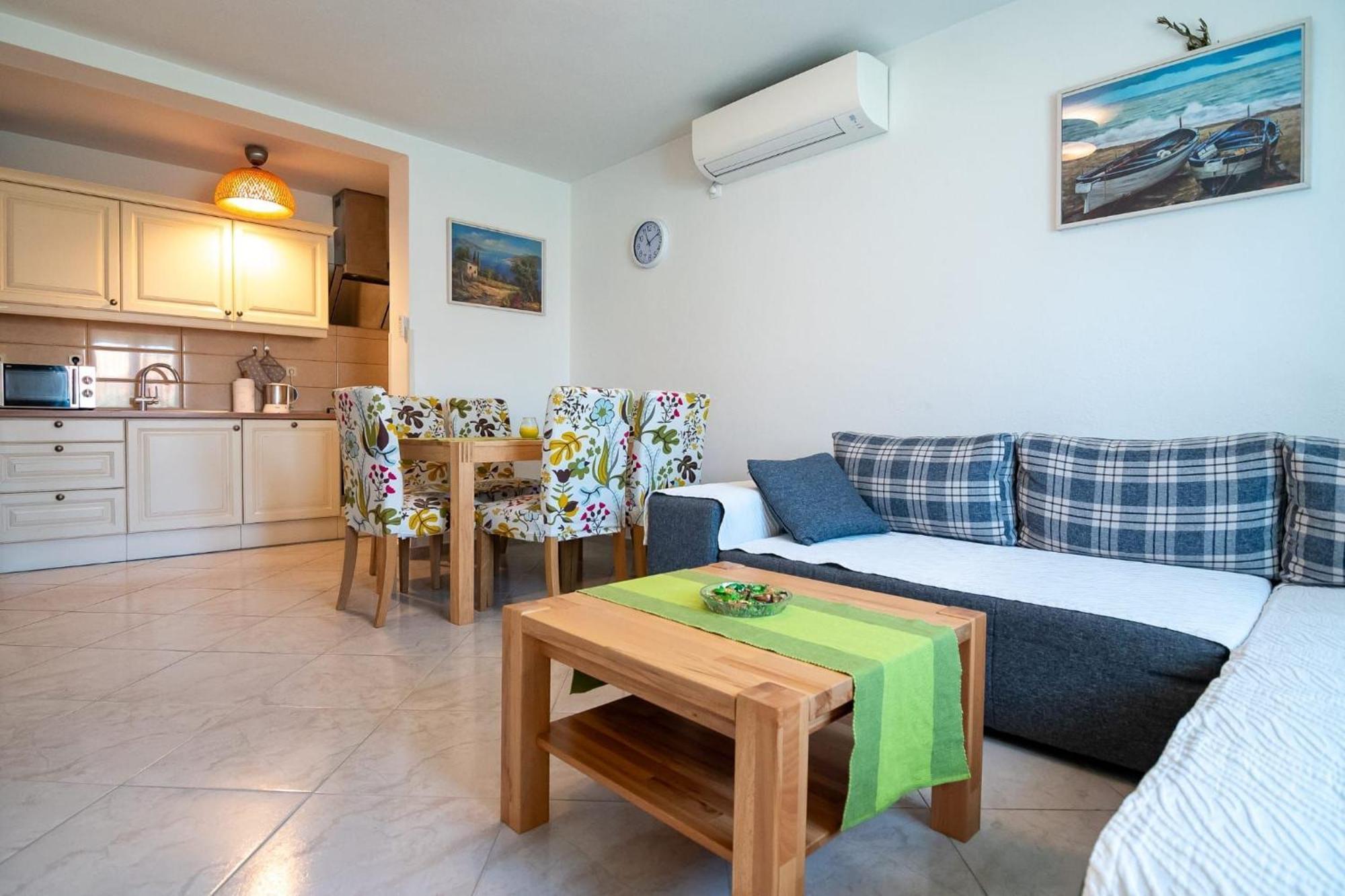 Apartments Kaja Postira Εξωτερικό φωτογραφία
