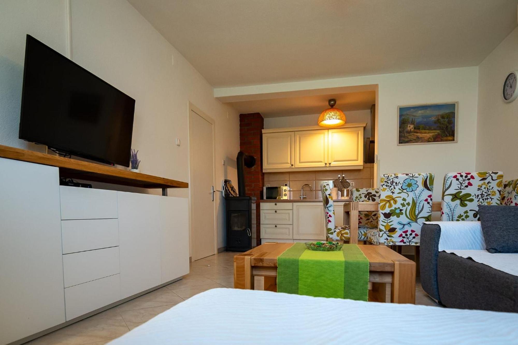 Apartments Kaja Postira Εξωτερικό φωτογραφία